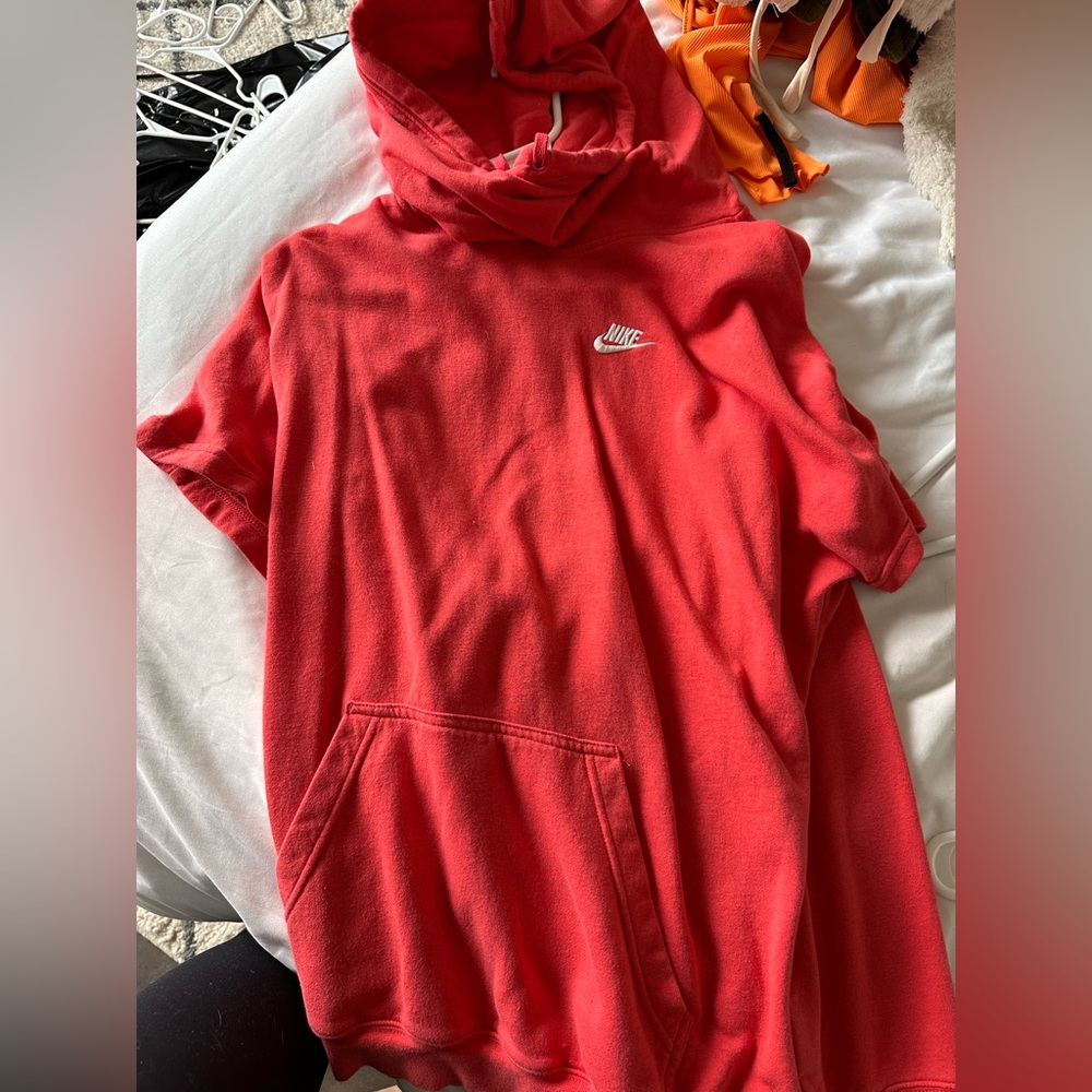 Nike short sleeve sweatshirt